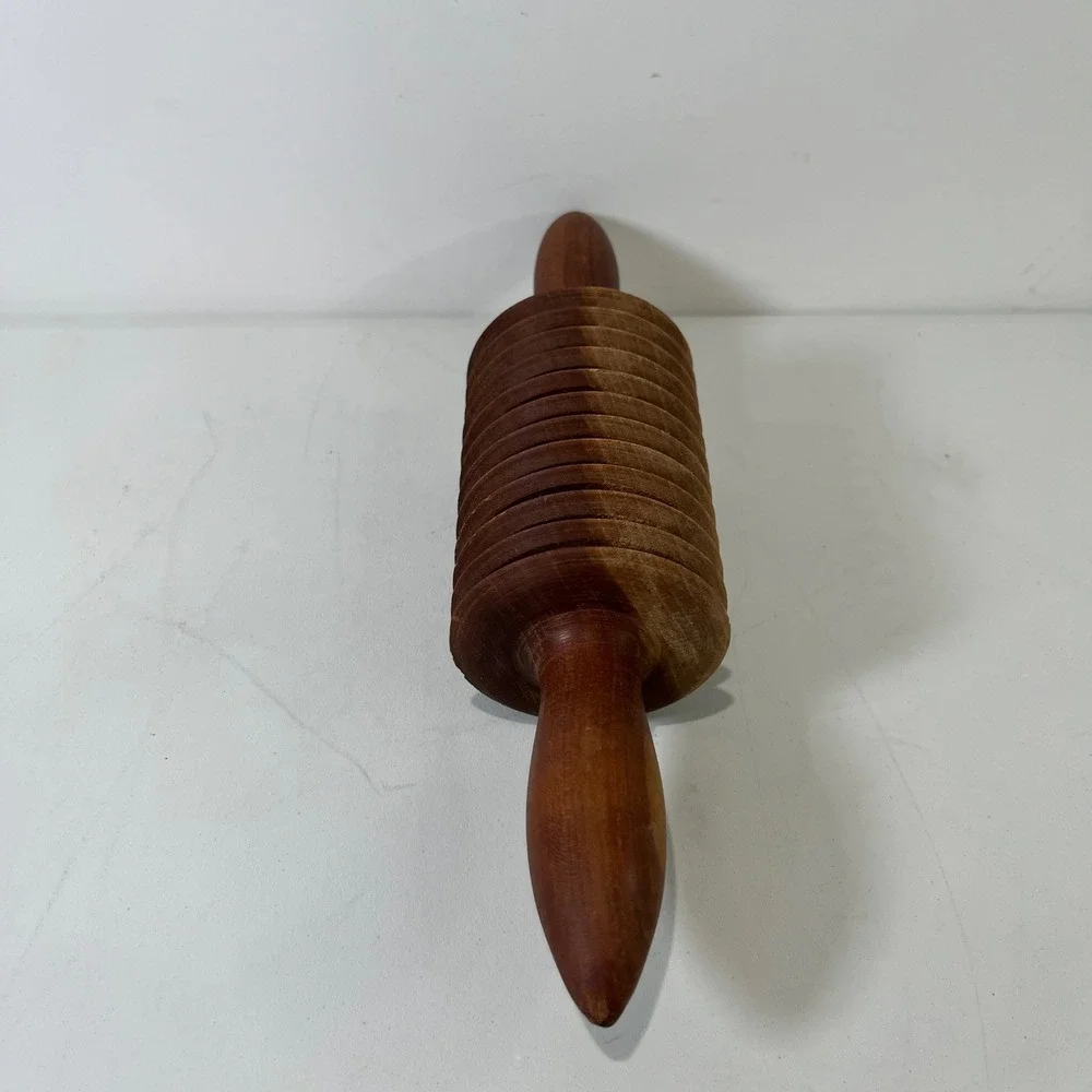 Unbranded vintage ridged